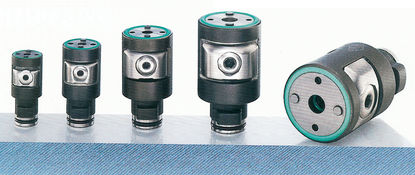 Cartucho de sujeción con taladro pasante