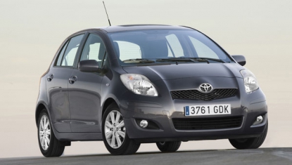 Toyota duplica su beneficio neto y sale de pérdidas en Europa