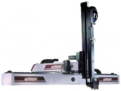 Robot y sistema de control Wittmann