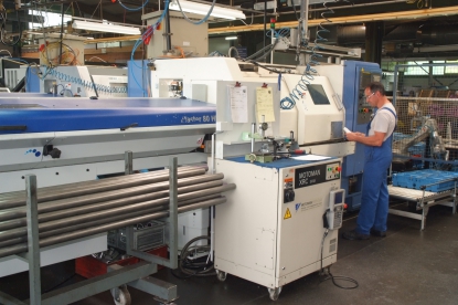 Schuhmacher ahorra tiempo de mecanizado usando herramientas combinadas de Walter