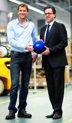 El portero de nivel mundial Jens Lehmann ahora es embajador de la marca Schunk