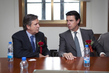 Bernabé Unda y José Manuel Soria inauguraron las nuevas plantas de Fagor Ederlan y Cikautxo en China