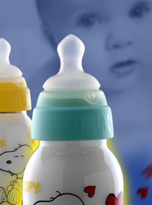 Fabricación racionalizada de tetinas clínicas desechables