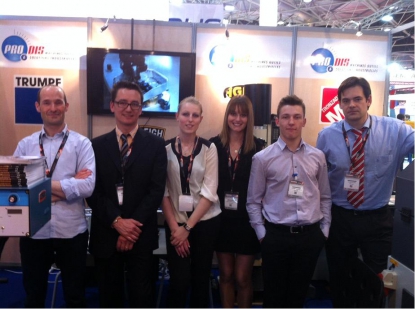 Agme presenta en la Industrie Lyon las mejoras de sus remachadoras