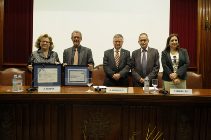La Unidad de Laboratorios Docentes de la Facultad de Farmacia de la UB consigue el sello 200+