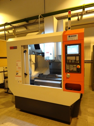 Maquinser, con la formación: Goierri Eskola adquiere un centro de mecanizado