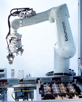 Control del robot Stäubli directamente desde el propio controlador de movimiento de la máquina-herramienta