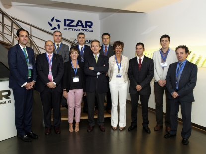 La Consejera de Industria del Gobierno Vasco Arantza Tapia visita Izar