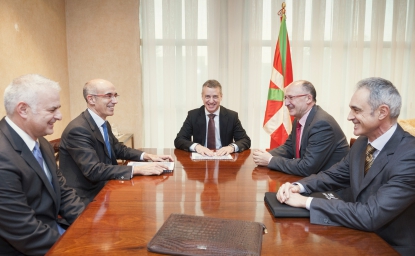 El lehendakari Iñigo Urkullu presidente de honor de Euskalit