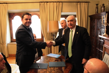 La Universidad de Oviedo y Siemens potencian la formación tecnológica industrial entre los alumnos de postgrado