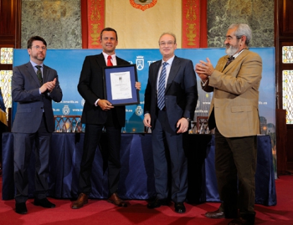 El Tranvía de Tenerife renueva la certificación Aenor de Accesibilidad Universal