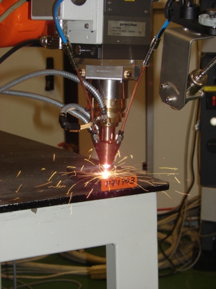 Laser cladding de IK4-Tekniker para fabricar piezas añadiendo material