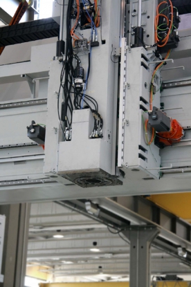 Potencia y velocidad combinadas en una fresadora vertical gracias a Redex