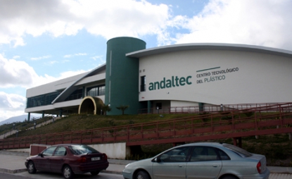 Andaltec pone en marcha una línea de trabajo centrada en el desarrollo de plantas químicas piloto