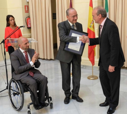 EMT, primera empresa municipal de transporte que obtiene el certificado de responsabilidad social de Aenor