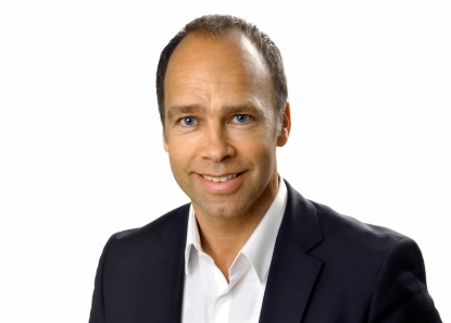 El robot, el compañero de trabajo que ayuda a las máquinas-herramienta