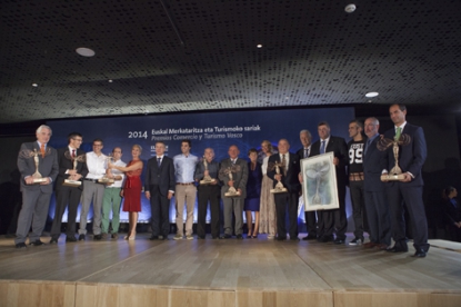 La diseñadora Mercedes de Miguel, Eroski, Victofer y Errenteria - Errenkoalde, Premios al Comercio Vasco 2014