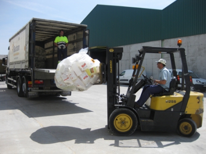 Sigfito premia a los 51 puntos de recogida que más envases reciclaron durante el año agrícola 2014