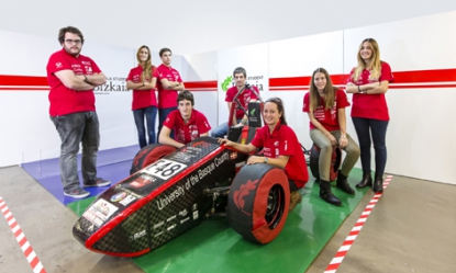 Izar colabora en Formula Student