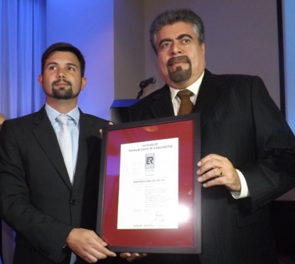 Cruz del Sur obtiene la primera certificación ISO 39001 de Aenor en seguridad vial en Perú