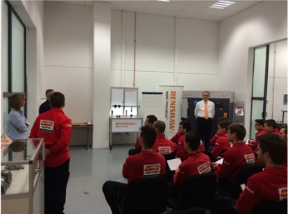 La escuela Monlau visita las instalaciones de Renishaw Ibérica