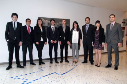 Cuatro de los doce números uno de la E.T.S.I. de Bilbao concluyen la carrera con un 10 de media