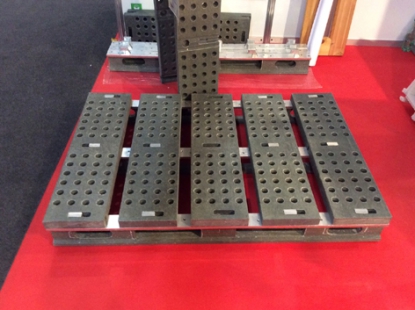 Un palé fabricado con plástico reciclable de rechazo desmontable gana en el Salón de Inventores de Ginebra