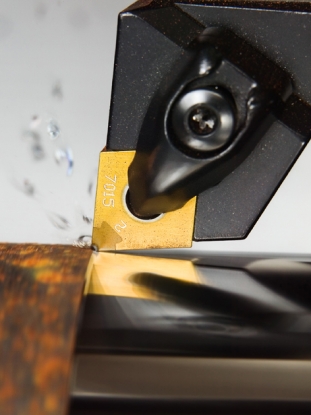 Sandvik Coromant ofrece grandes ahorros en la producción de transmisiones en el torneado de piezas duras