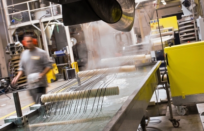La empresa oscense Bada Hispanaplast, el mayor productor de España de compounds de plástico técnico, celebra sus 10 años