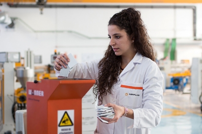 Los envases PET multicapa podrán convertirse en resinas para recubrimientos o para construcción