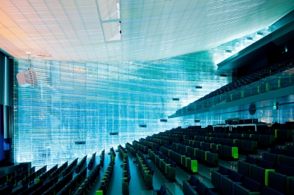 La resina Lexan de Sabic aporta luz y color al galardonado Auditorio y Palacio de Congresos de Cartagena