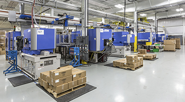 El inyector Vision Plastics considera a la robótica con otro enfoque gracias a Sepro