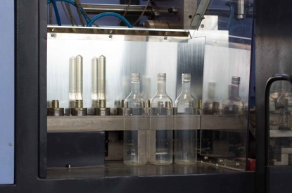 Bodega Matarromera desarrolla la primera botella de vino de PLA diseñada por Aimplas