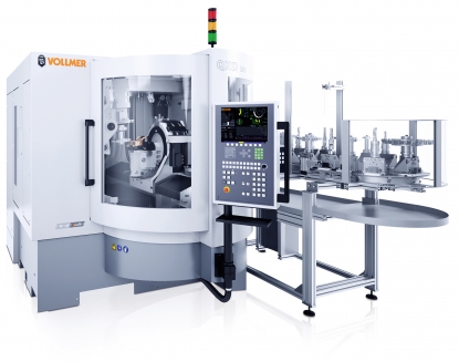 Vollmer participa en el afilado de herramientas de diamante en China