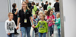 Alumnos, padres y profesores, invitados a los Días Informativos de Arburg