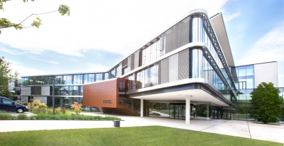 Engel continúa creciendo en todo el mundo