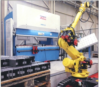 Célula robotizada de plegado