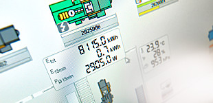 Ordenador de gestión con posibilidades de interconexión ampliadas