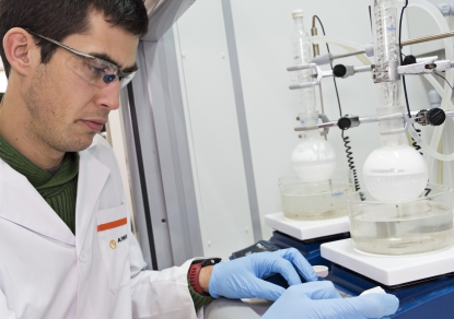 Biomateriales inteligentes permitirán regenerar tejido maxilofacial minimizando las cirugías