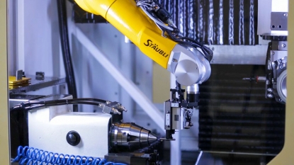 Stäubli integra con éxito su gama de robots TX60L en la rectificadora U-Grind de Strausak