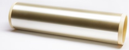 Film dieléctrico para altas temperaturas y alta densidad energética