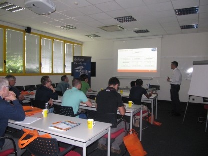 Hofmann Group continua su labor formativa en fresado trocoidal dinámico