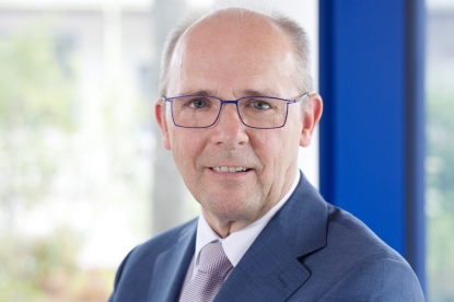 Georg Tinschert de Wittmann Battenfeld: 'El reciclado ultra-puro tiene casi las mismas cualidades que el plástico original'