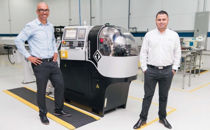 Tornos colabora con la división de Okay Industries en Costa Rica para lograr un nuevo nivel de precisión