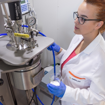 La biomasa proporcionará compuestos químicos con los que elaborar PEF, aditivos e ingredientes farmacéuticos