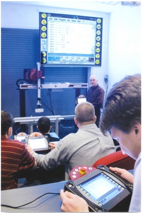 Formación y servicio para las industrias transformadoras de plástico