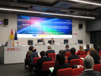 Feique e Icex celebran una jornada informativa sobre gestión global de la seguridad de productos químicos