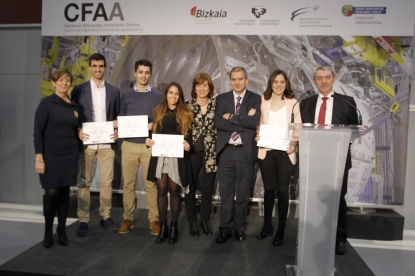 40 jóvenes talentos de la Escuela de Ingeniería de Bilbao reciben sus diplomas en el CFAA