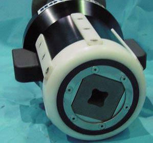 Una herramienta subacuática utilizada para girar vástagos de válvula en estructuras submarinas, con iglidur