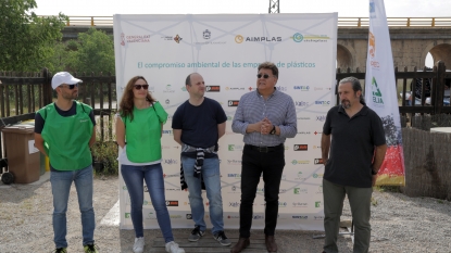 200 personas participan en la actividad de sensibilización ambiental 'Voluntariado Verde' organizada por Aimplas y Cicloplast en el Parque Natural del Turia